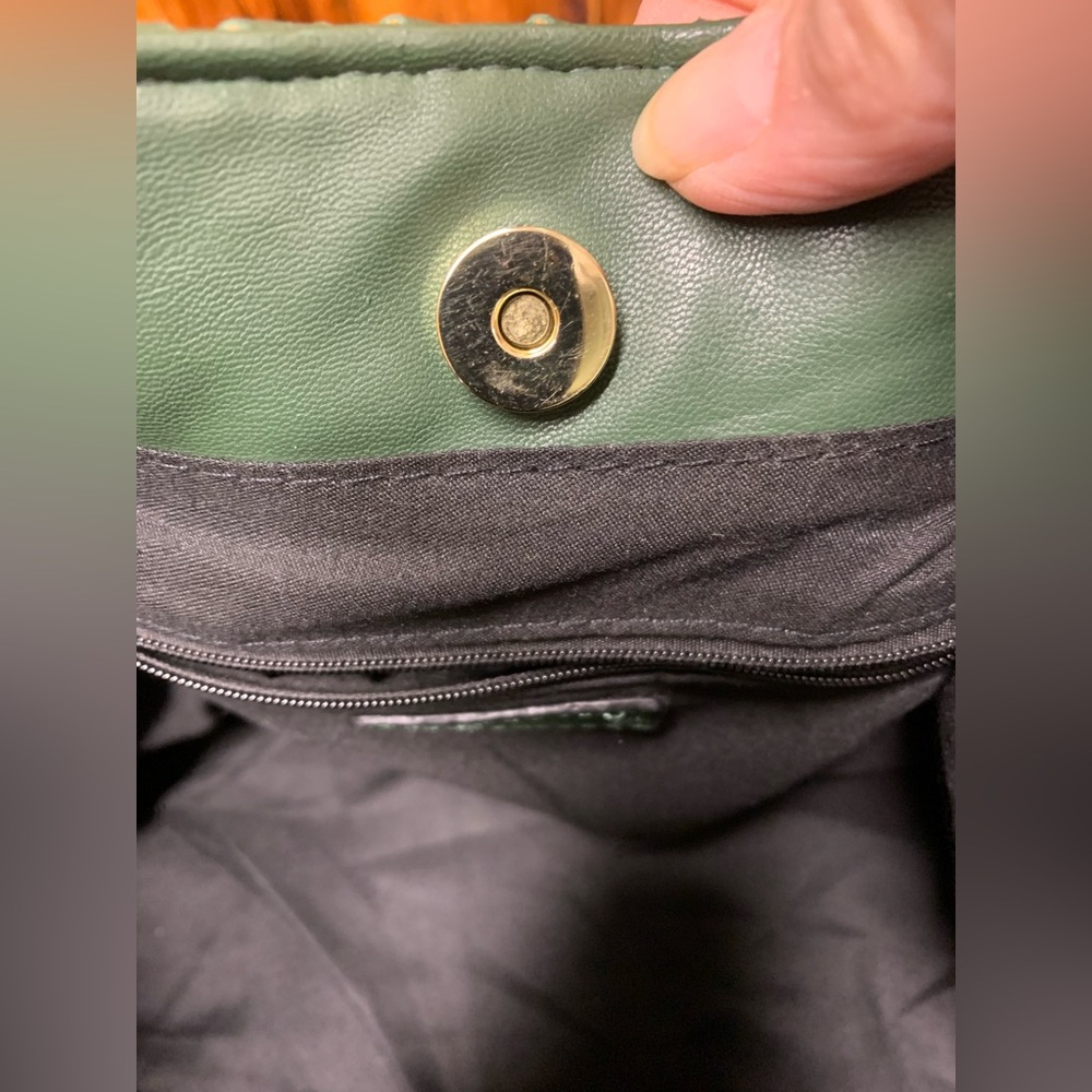 Green Woven Hobo Tote Bag - Picture 9 of 12